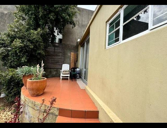 4 BEDROOM HOUSE FOR SALE IN KENSINGTON